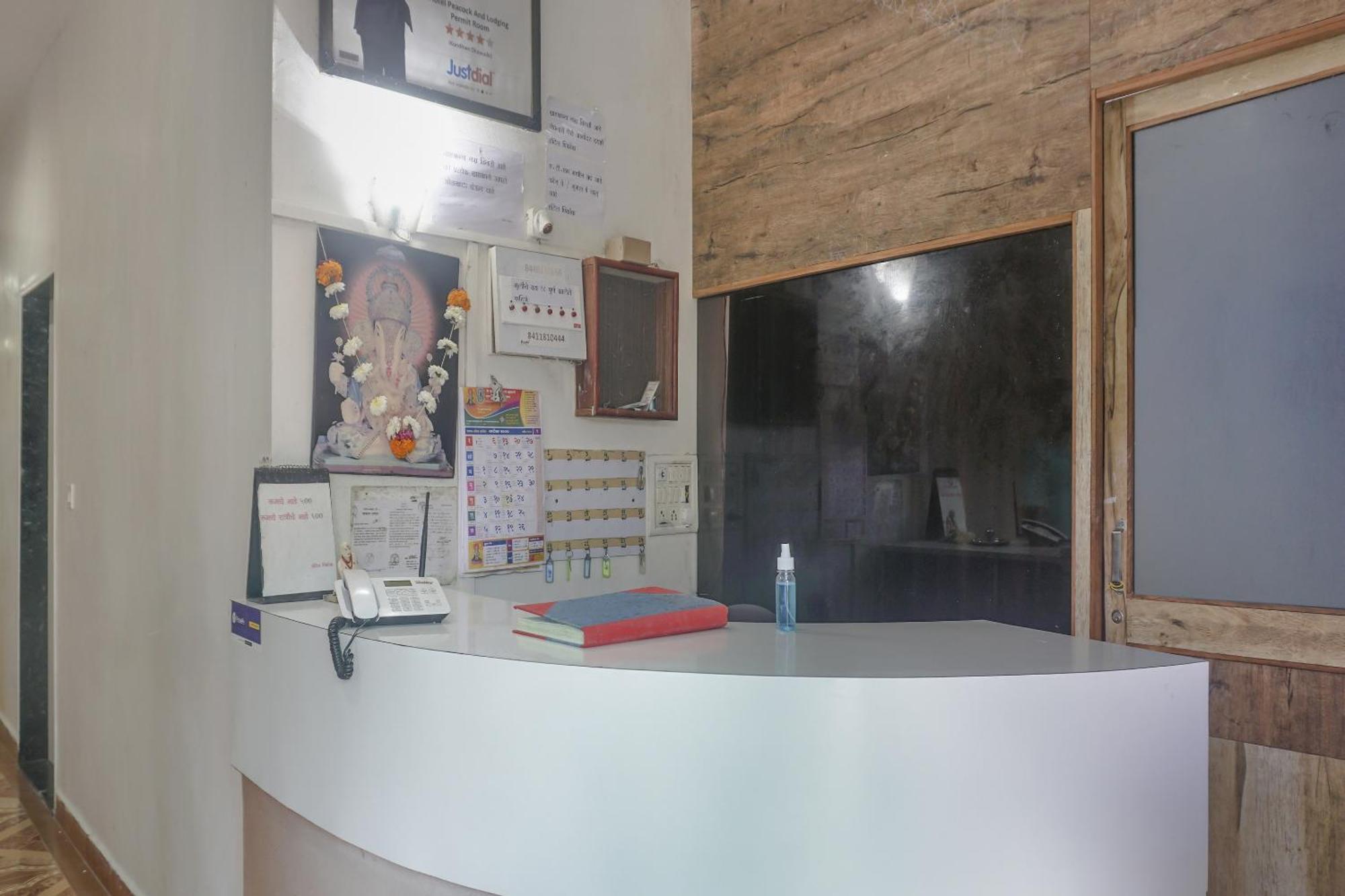 Hotel O Peacock Lodging Kharakvasla Екстер'єр фото